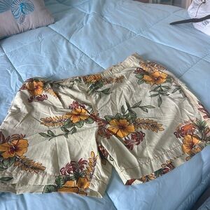 Tommy Bahama Size L men’s bathing suit